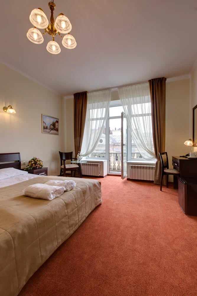 Фото отеля 1