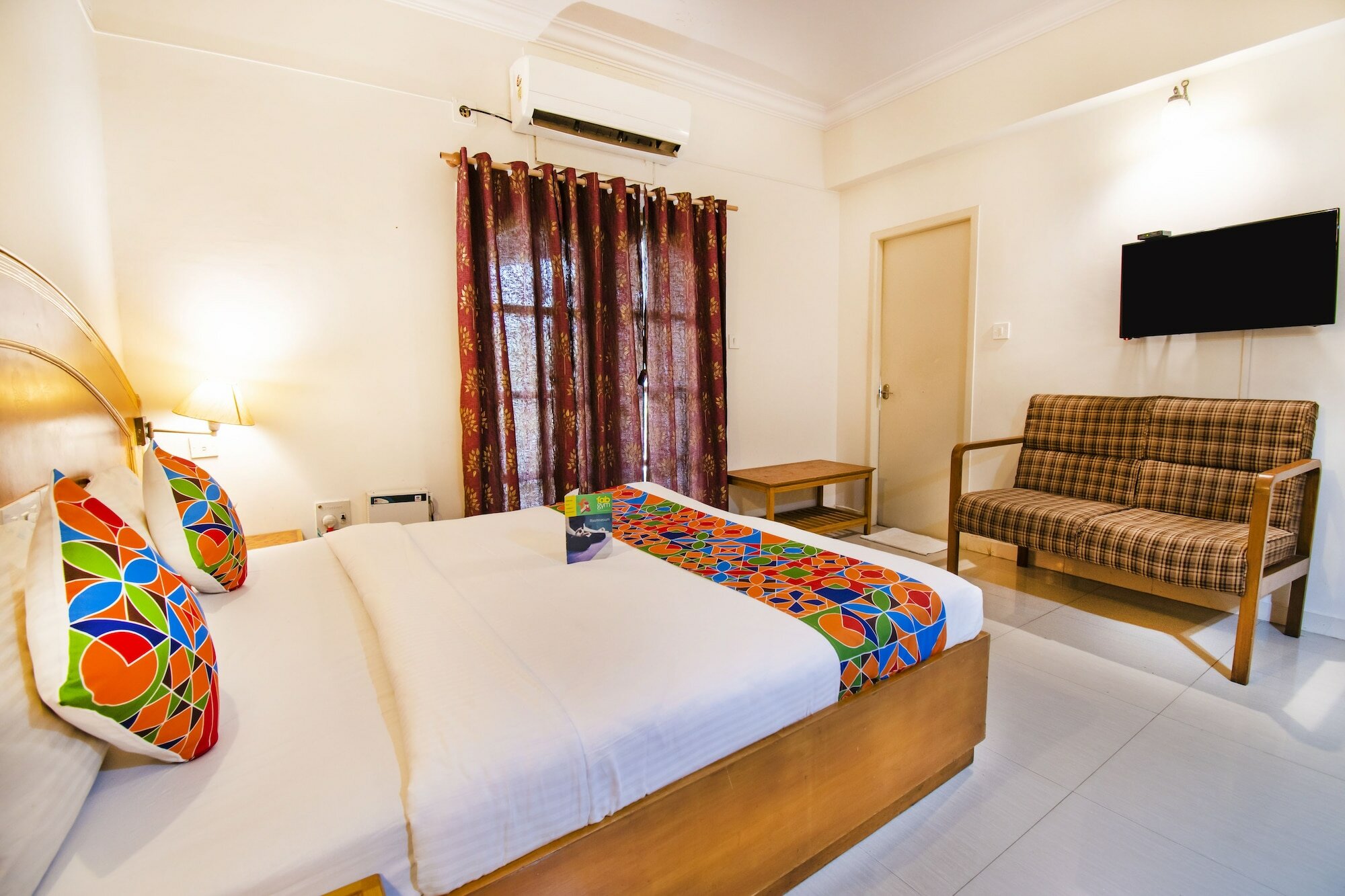 Фото FabHotel Metro Manor Central Station