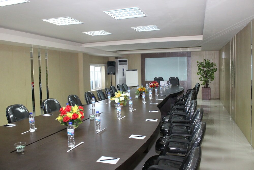 Фото Grand Asia Hotel