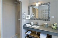 Фото Hôtel d'Orléans