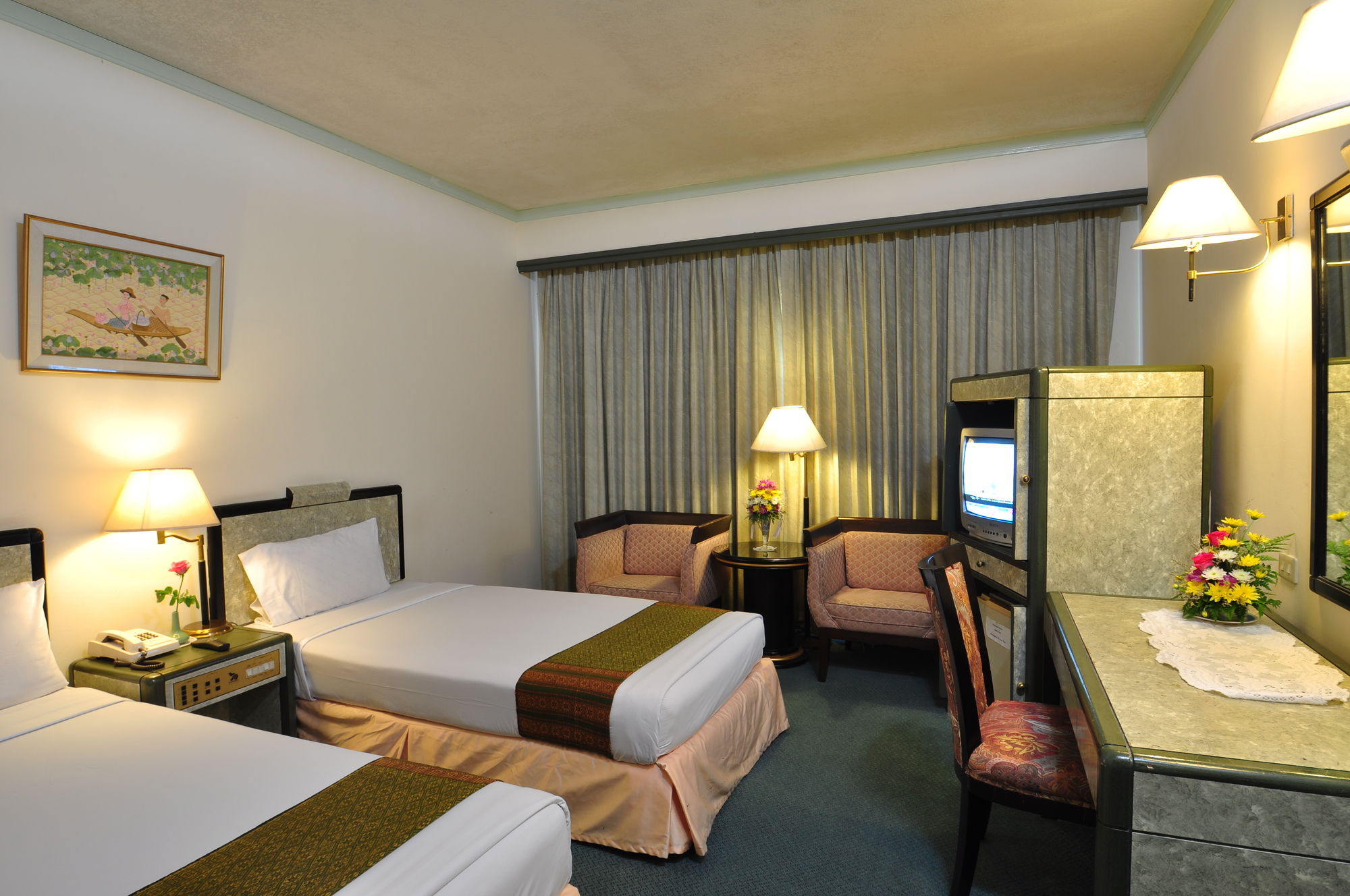 Фото BP Grand Tower Hotel