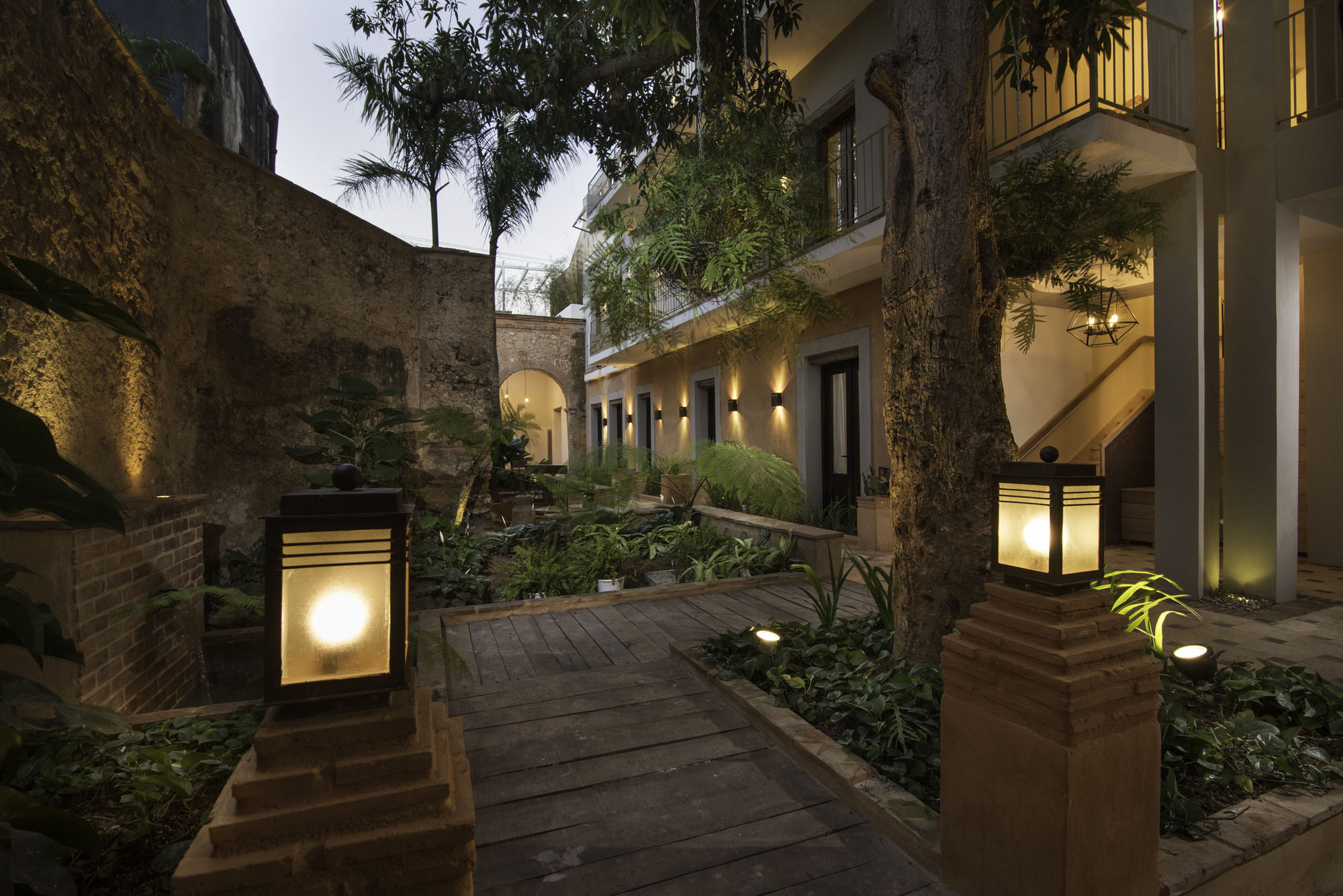 Фото Luca Hotel by The Oxo House