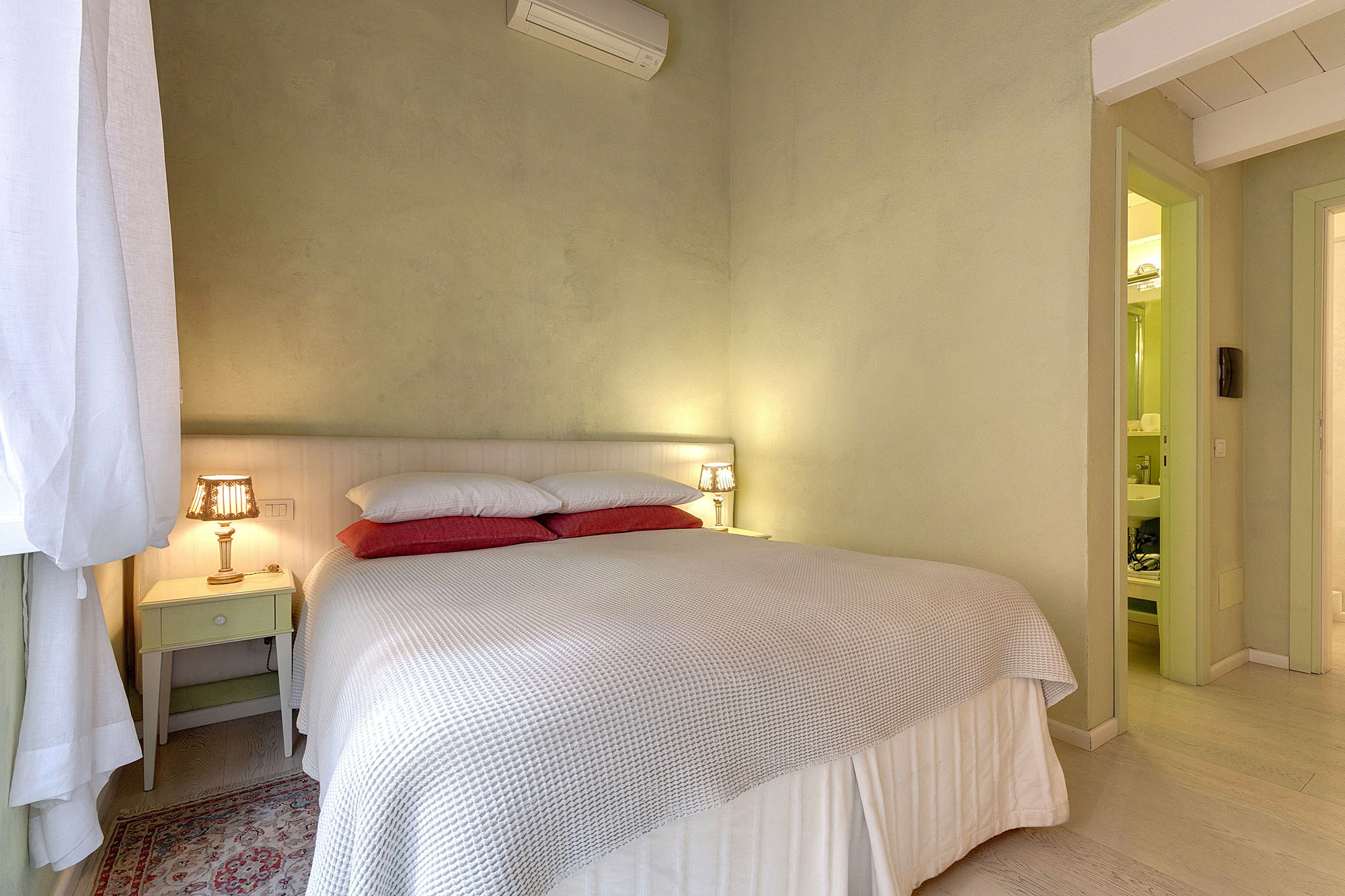 Фото Lm Suite Spagna