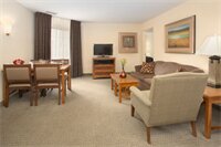 Фото Staybridge Suites Lincoln I-80