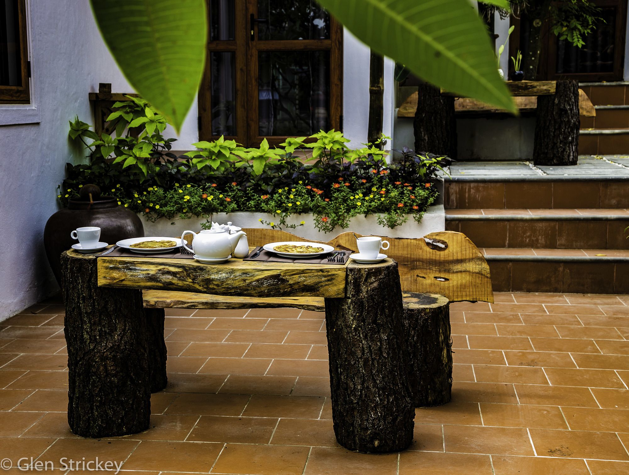 Фото Hue Riverside Villa