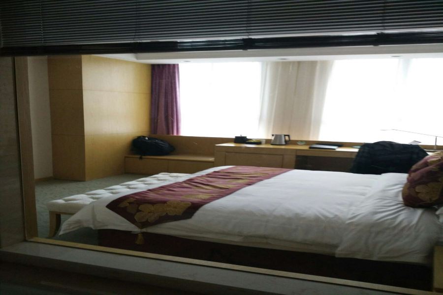 Фото Suzhou Sun Plaza Hotel