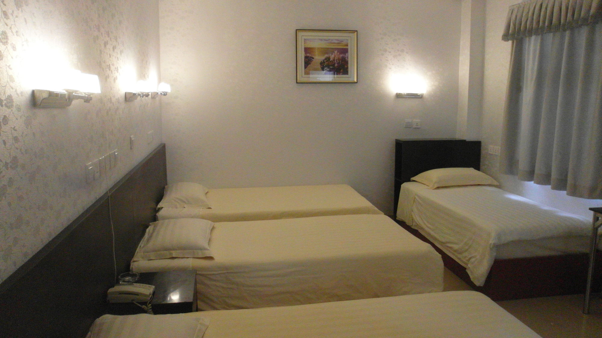 Фото Hotel Hou Kong