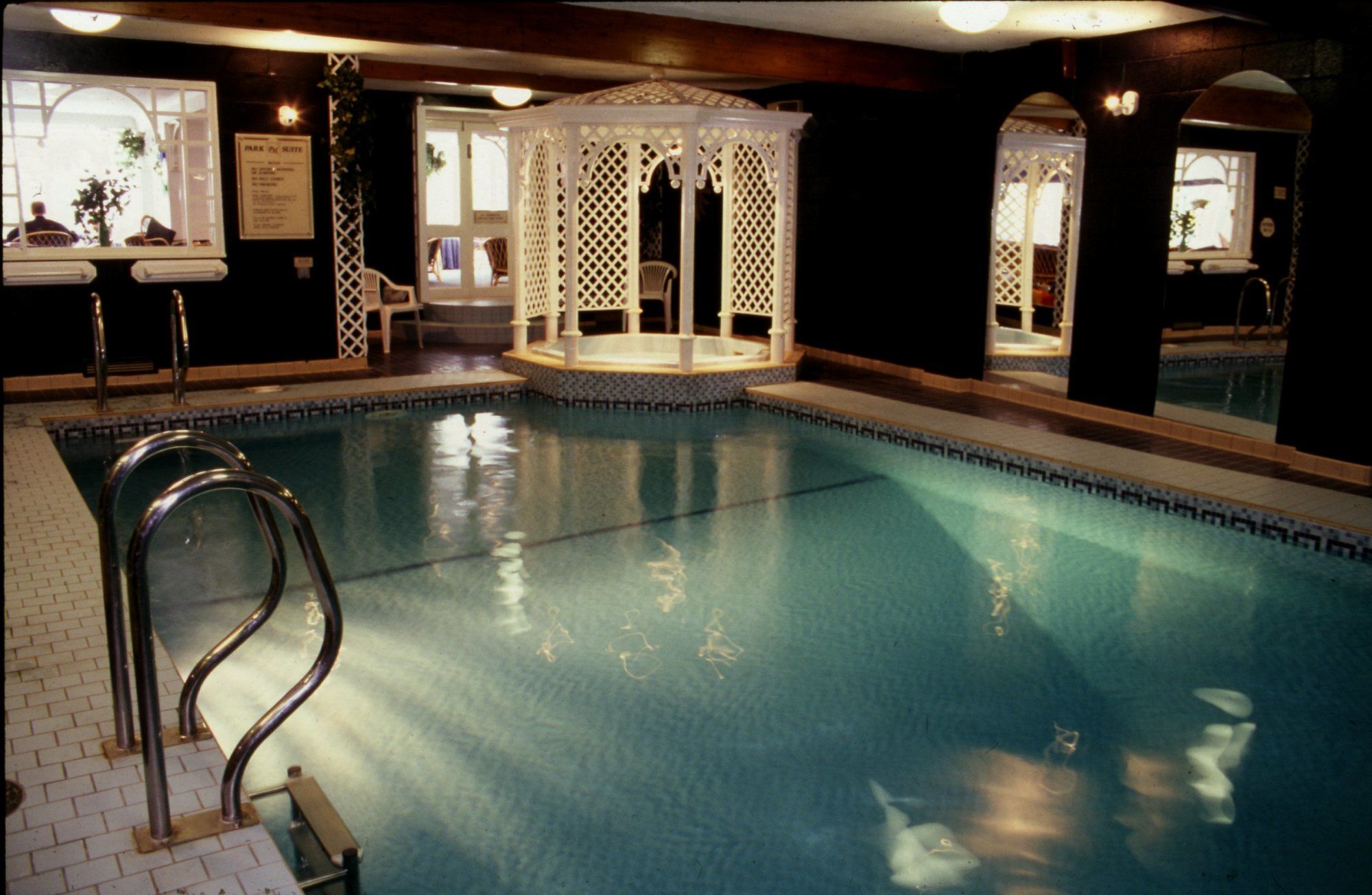 Фото Park Manor Hotel