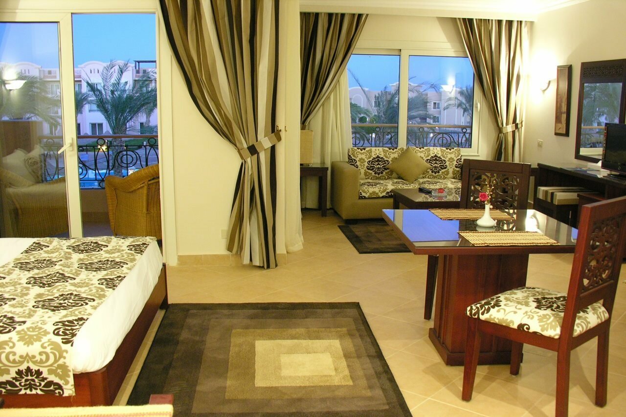 Фото Pyramisa Sunset Pearl Hotel & Apartments