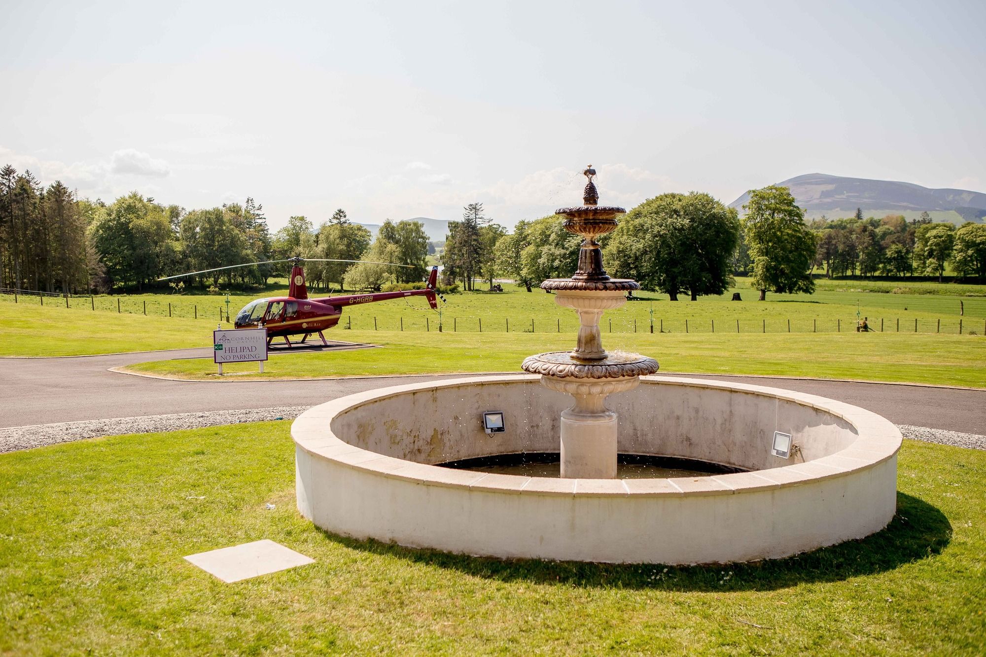 Фото Cornhill Castle Hotel