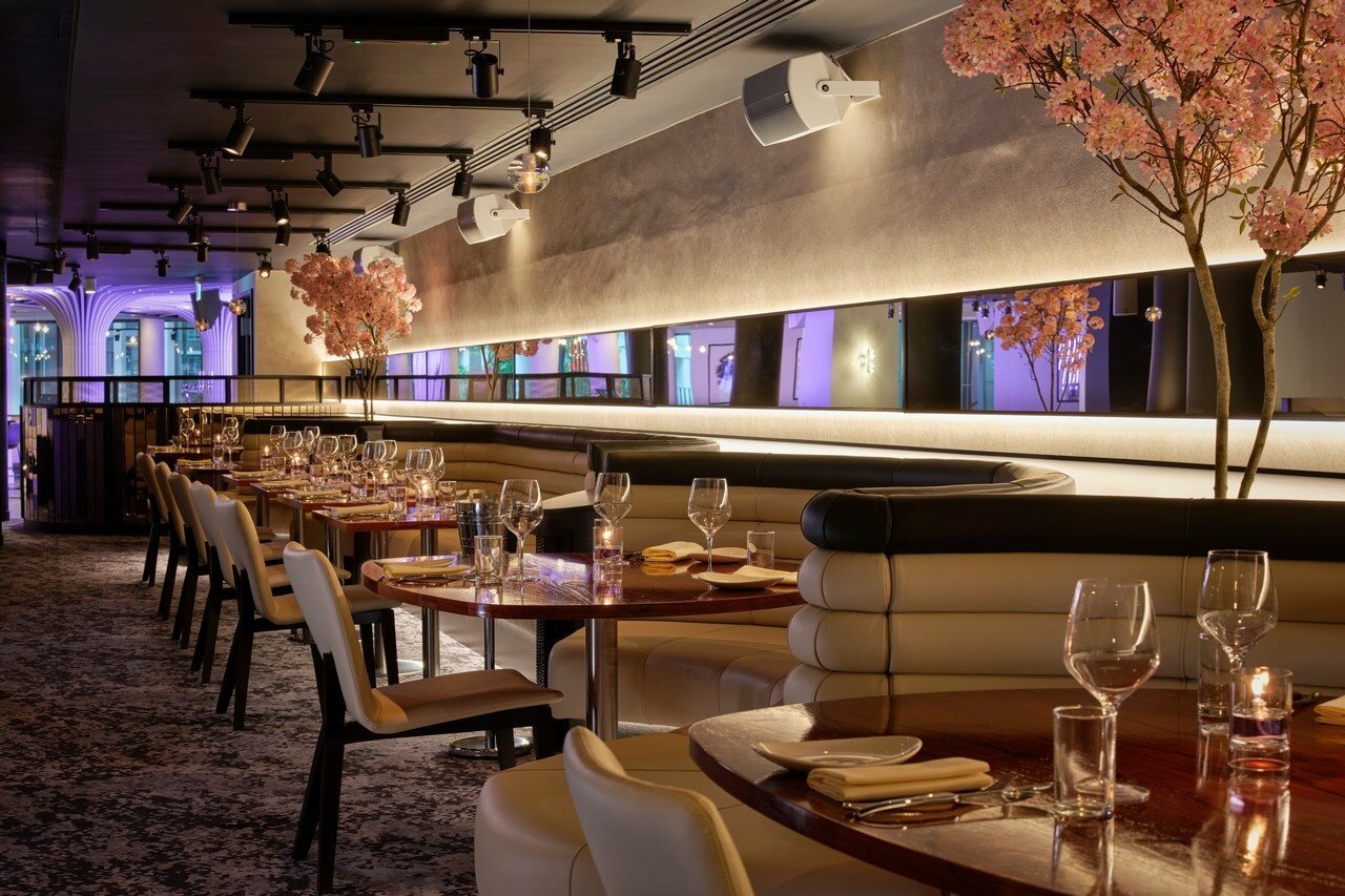 Фото The Westminster London, Curio Collection by Hilton