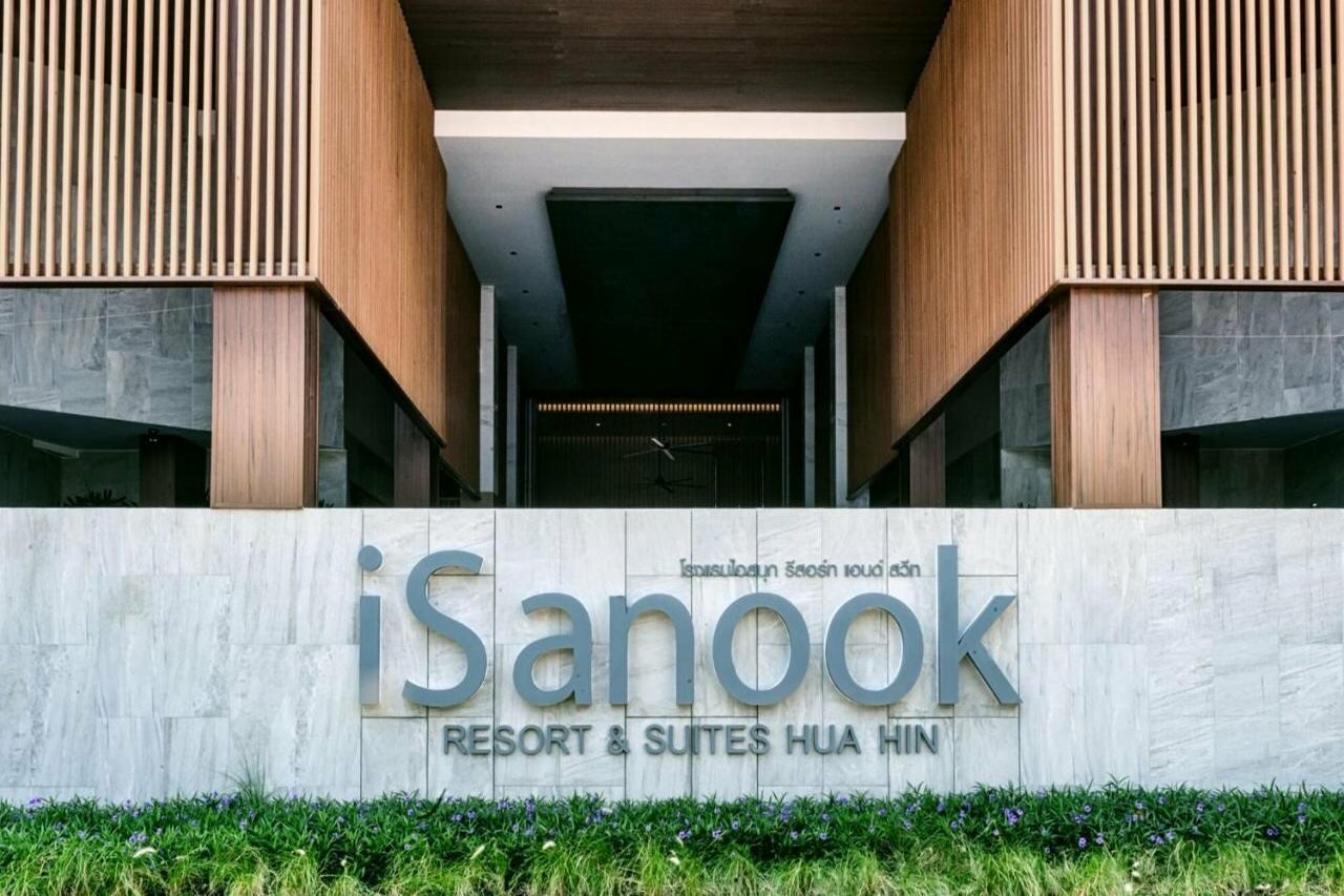 Фото Isanook Hua Hin Resort & Suites