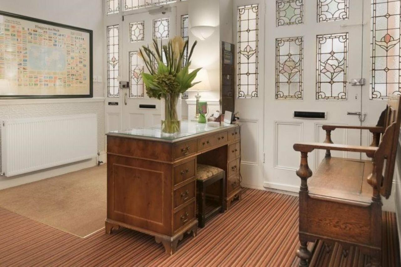 Фото Brook Hotel