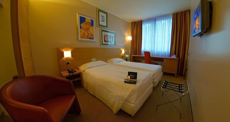 Фото Hotel Sporting Brugherio