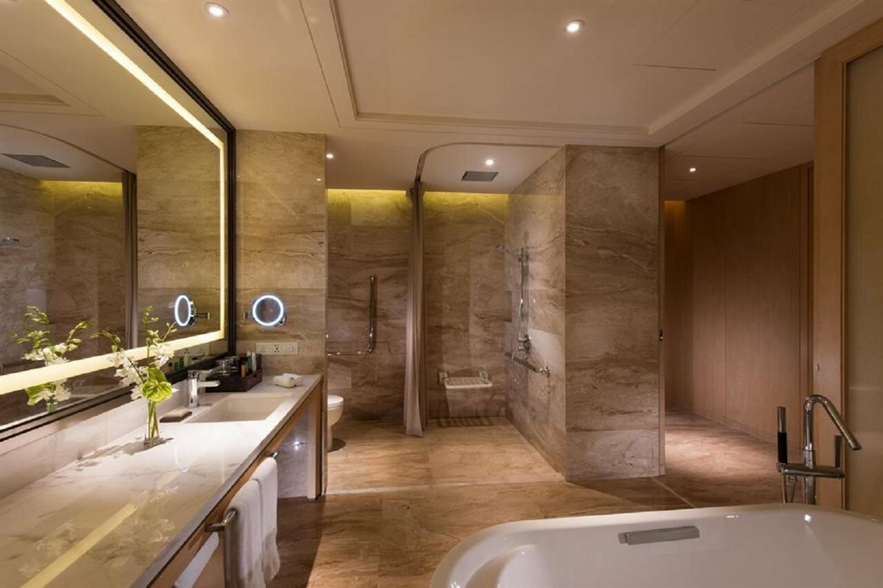 Фото Hilton Yuxi Fuxian Lake