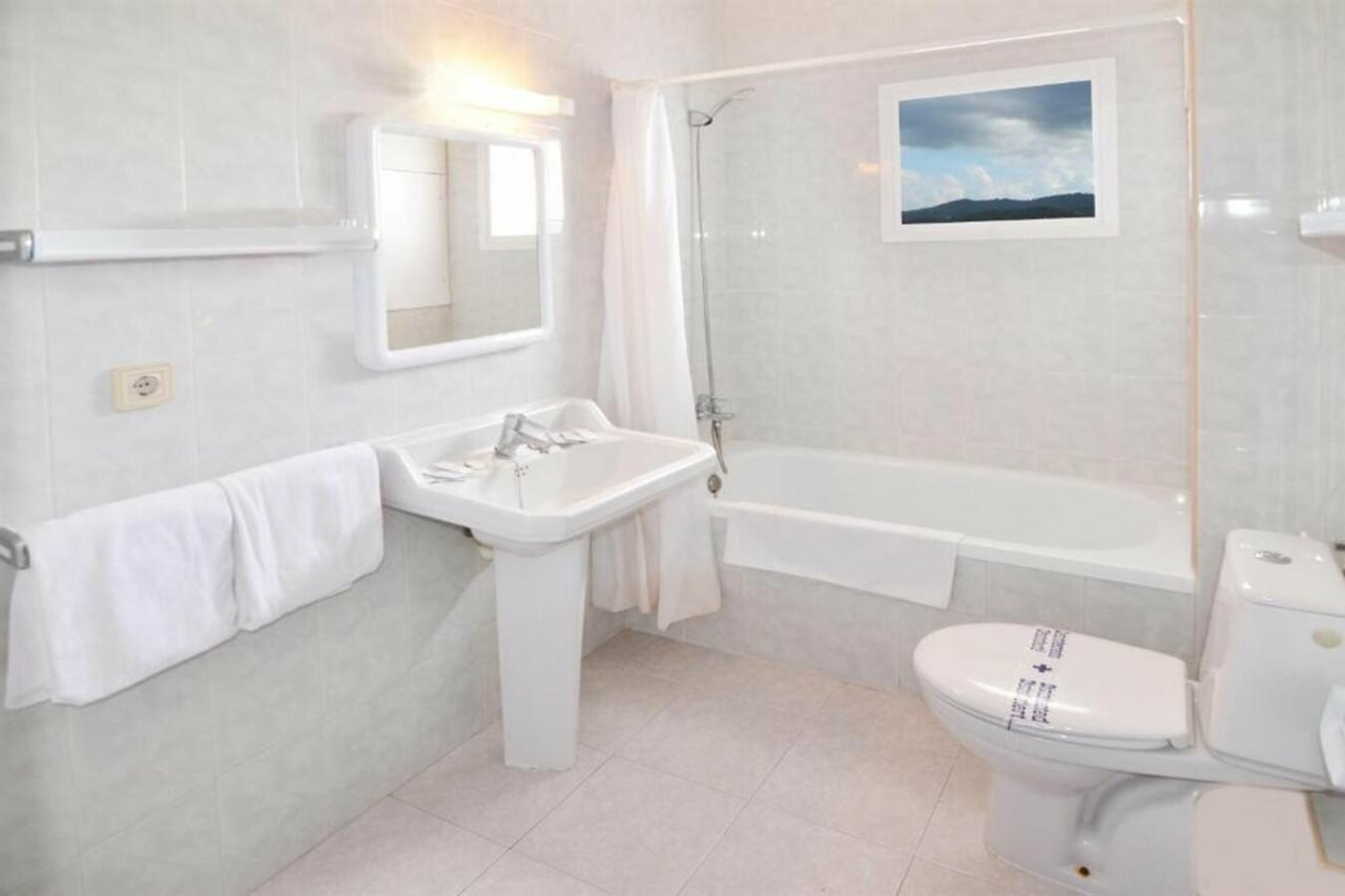 Фото Aparthotel Vibra Del Mar - Adults Only