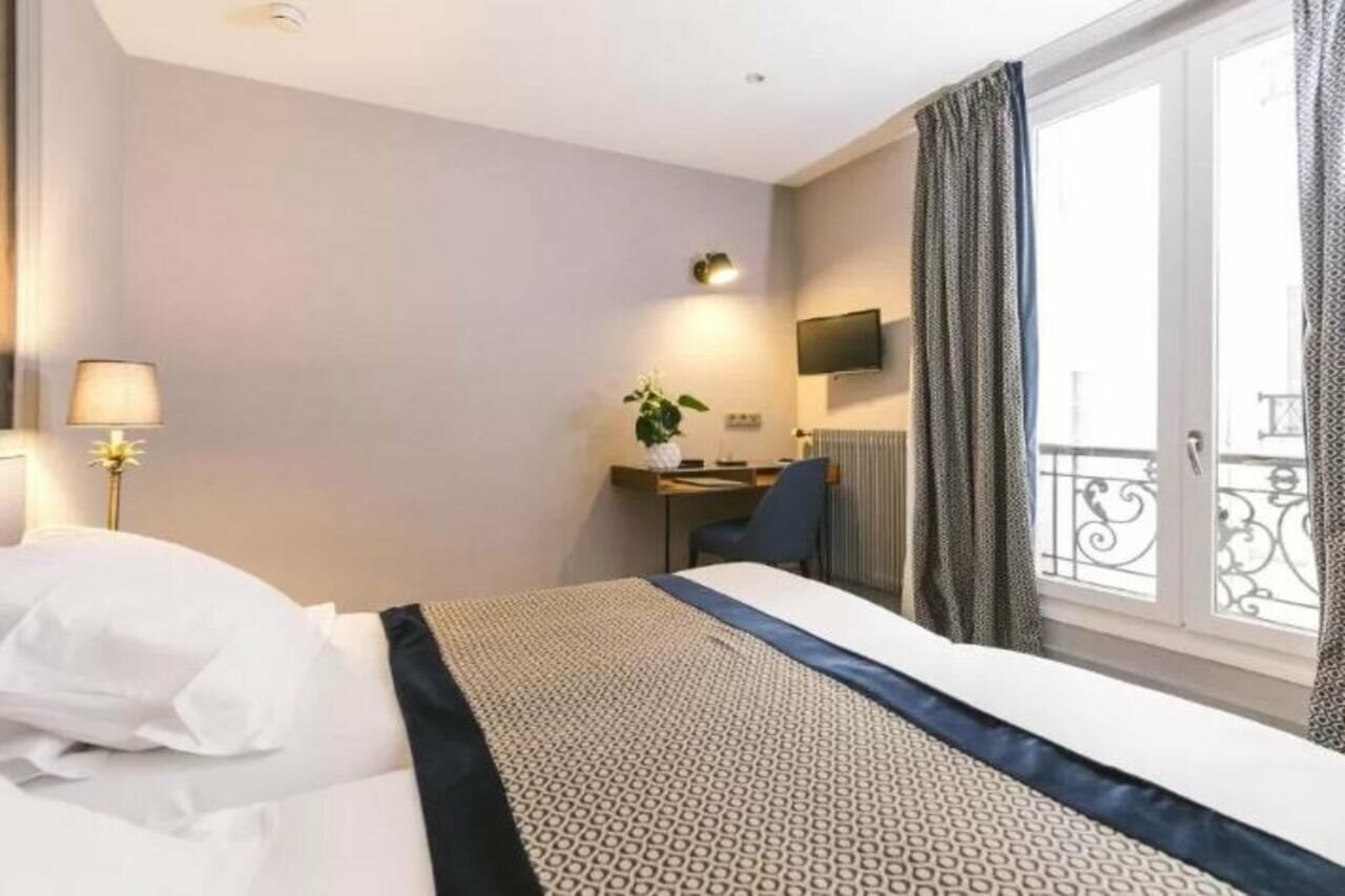 Фото Hotel Saint Christophe Paris