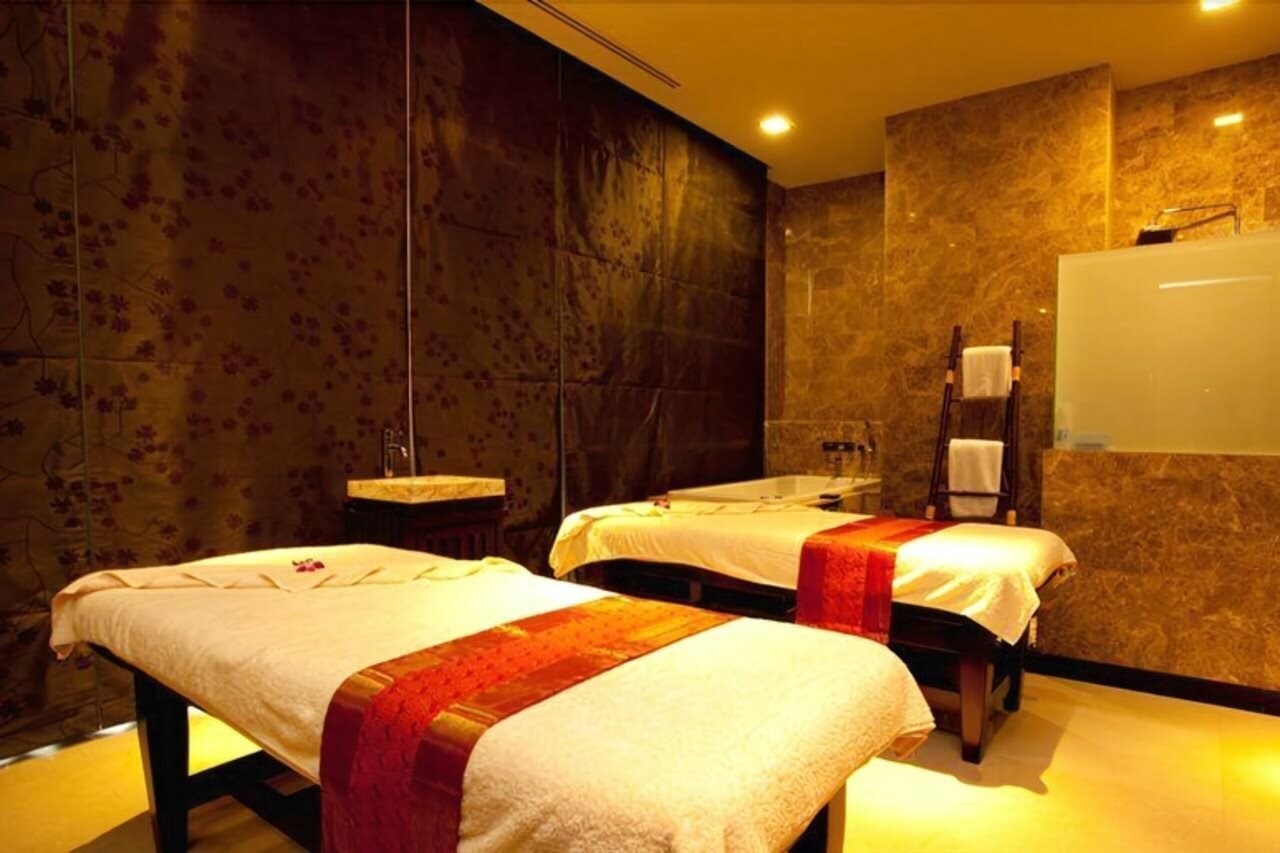 Фото Sukhothai Hotel and Residence