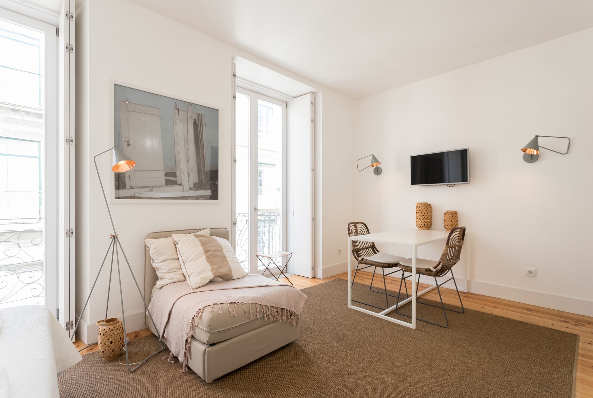 Фото Chiado Studio and One-Bedroom Apartment - by Lu Holidays