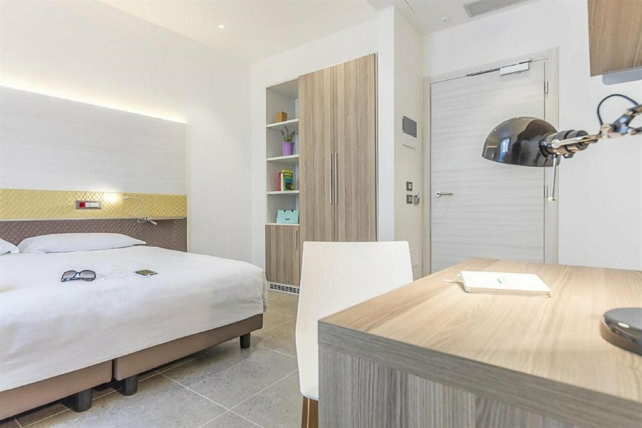 Фото Camplus Guest Palermo