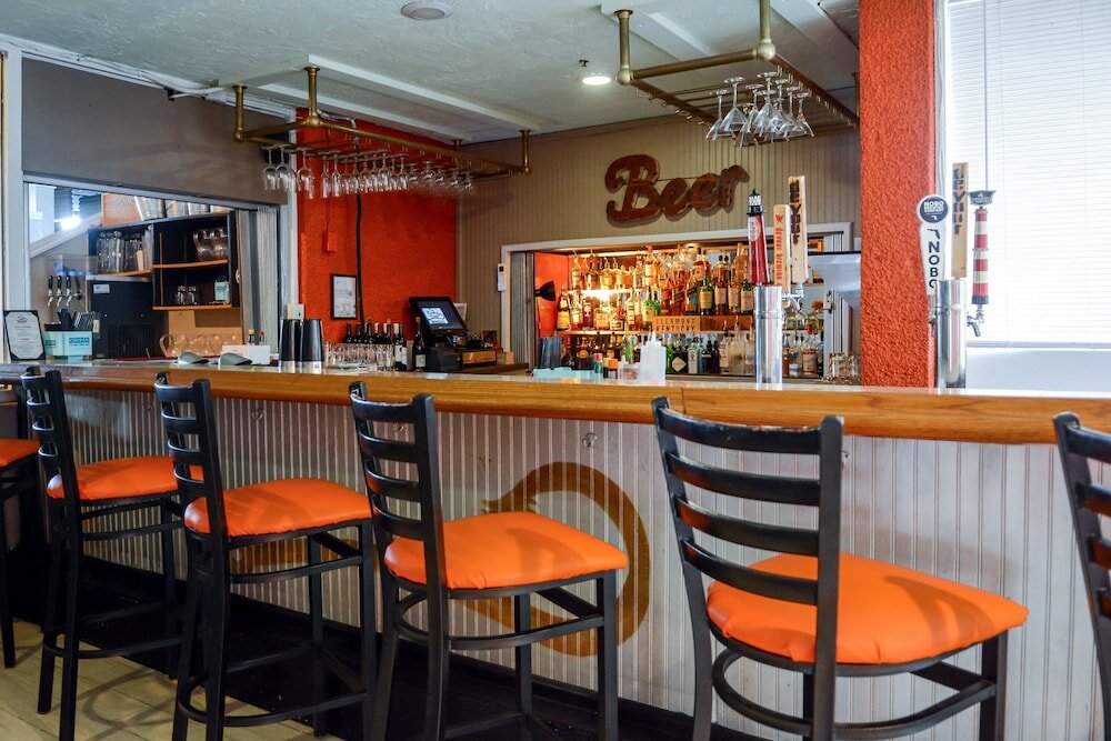 Фото Sands Harbor Resort and Marina