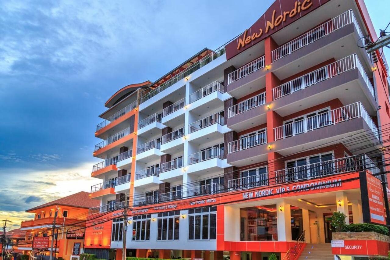 Фото отеля 1