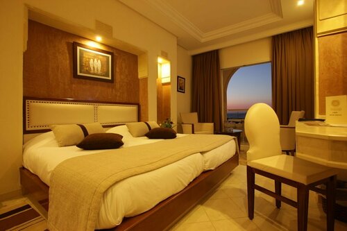 Гостиница Hôtel Telemaque Beach & SPA