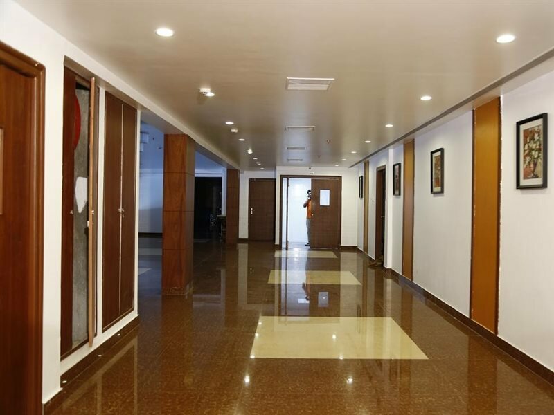 Фото Triguna Clarks Inn