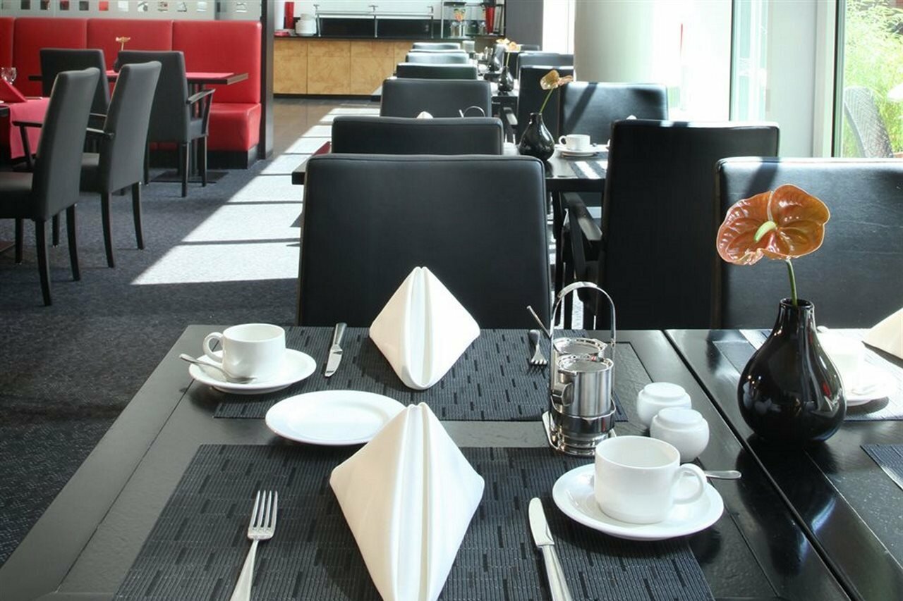 Фото Lindner Hotel Dom Residence