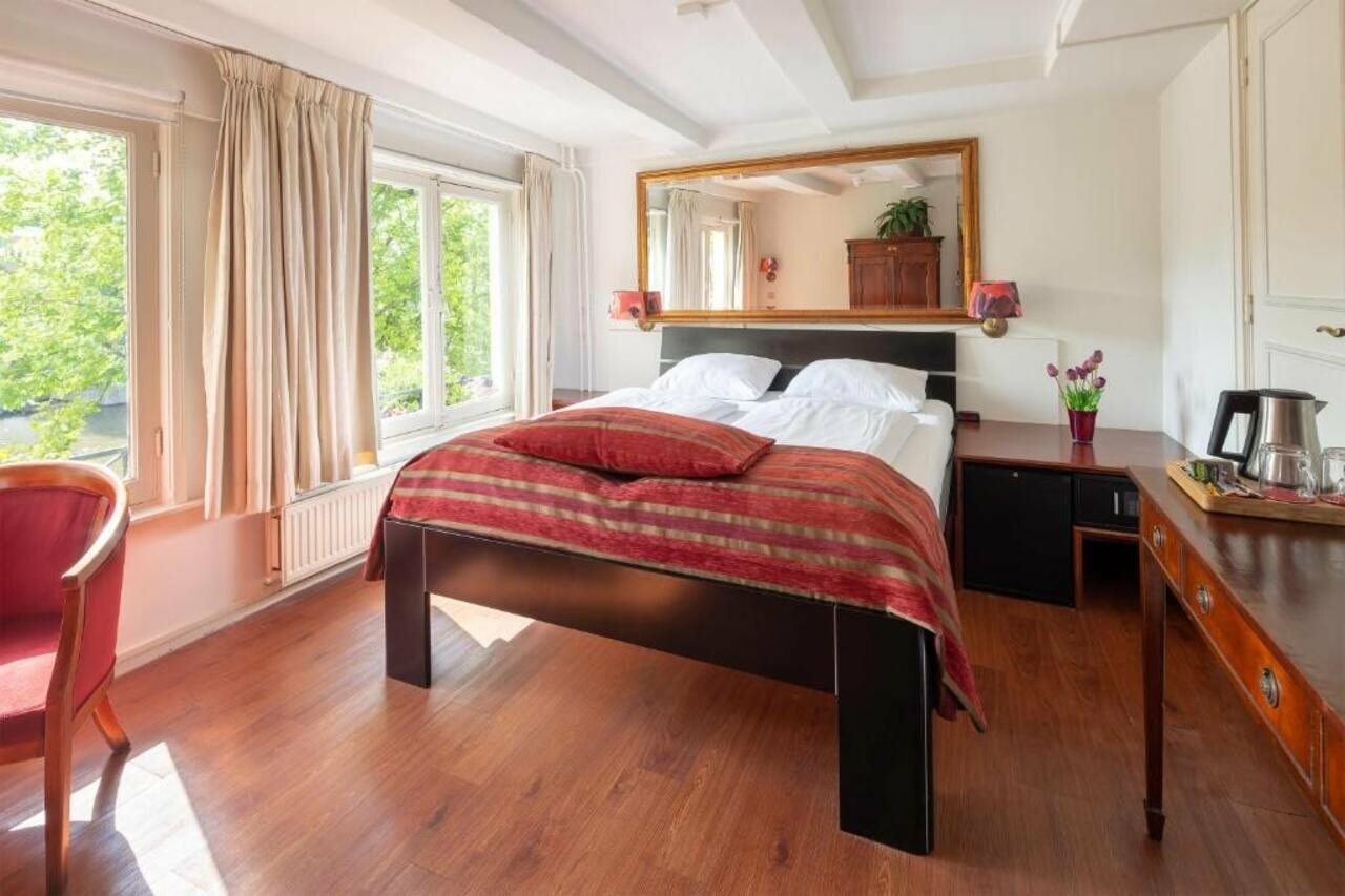 Фото Amsterdam House Hotel