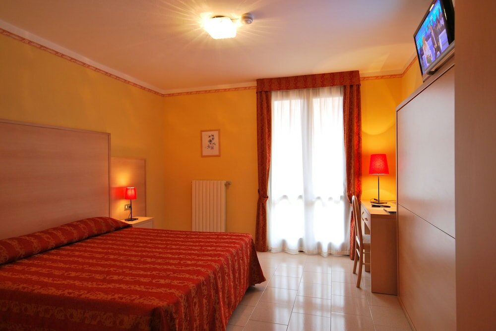 Фото Hotel Eden Salò