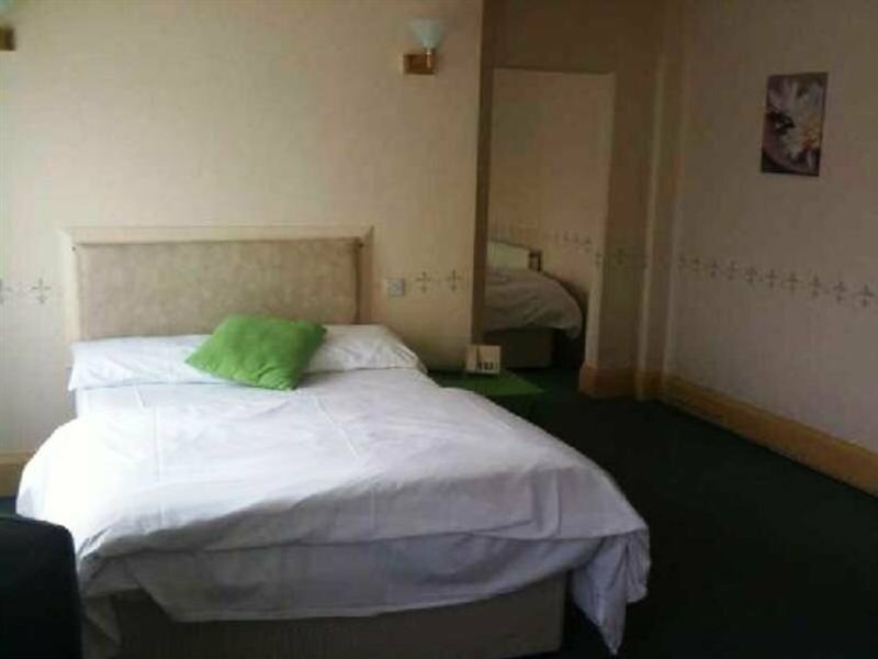 Фото Devonshire House Hotel