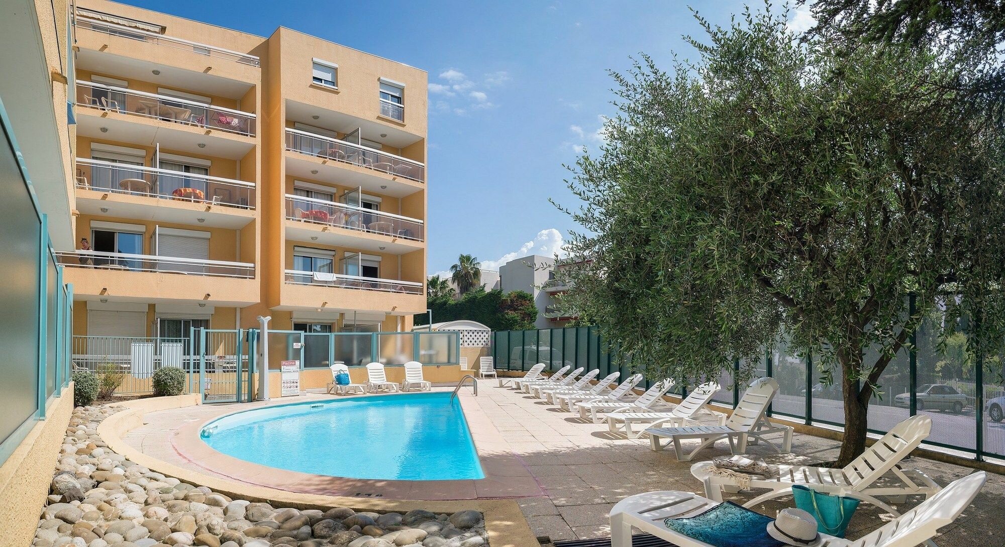 Фото Pierre & Vacances Résidence La Rostagne