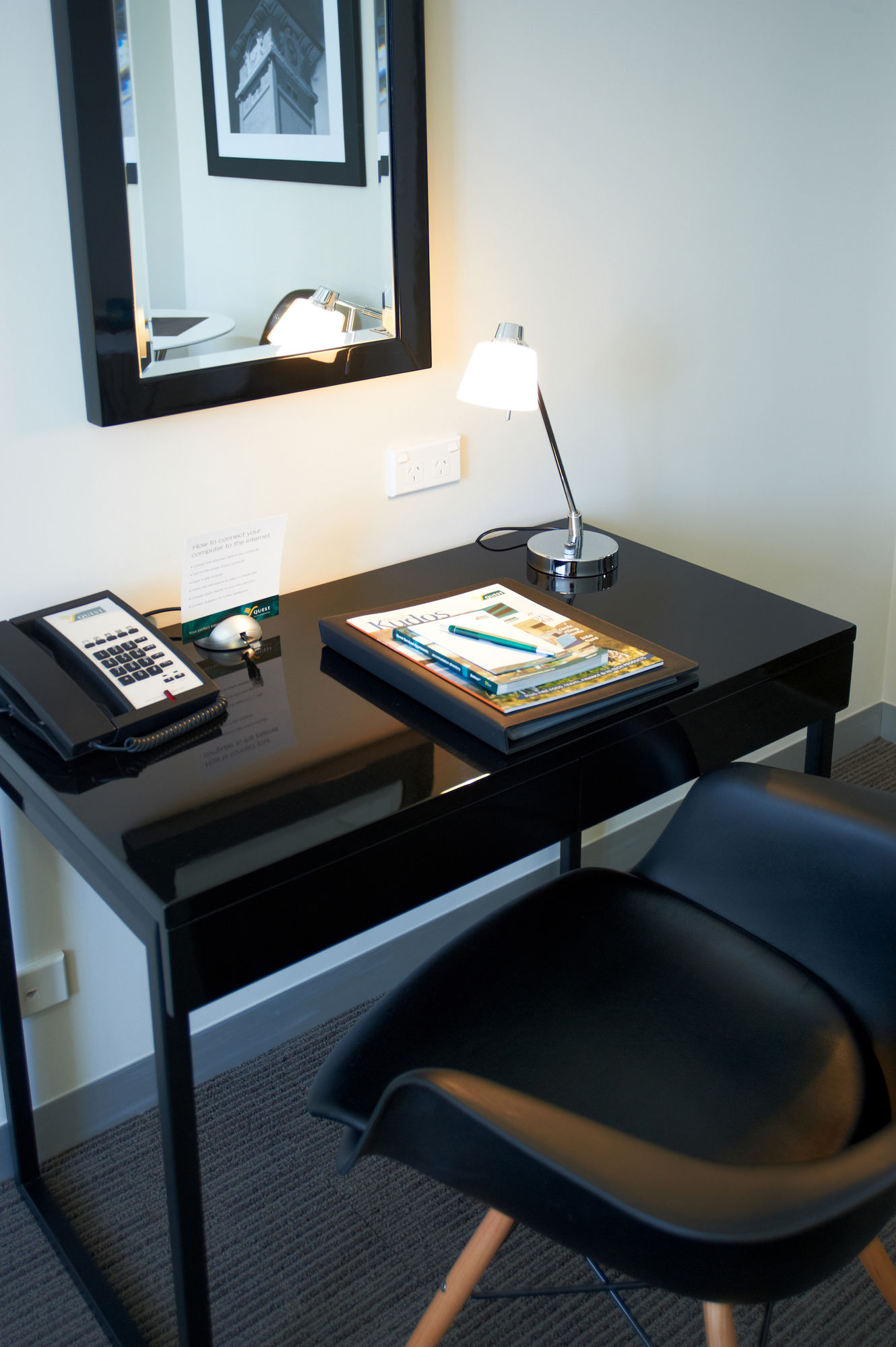 Фото Holiday Inn & Suites Sydney Bondi Junction, an Ihg Hotel