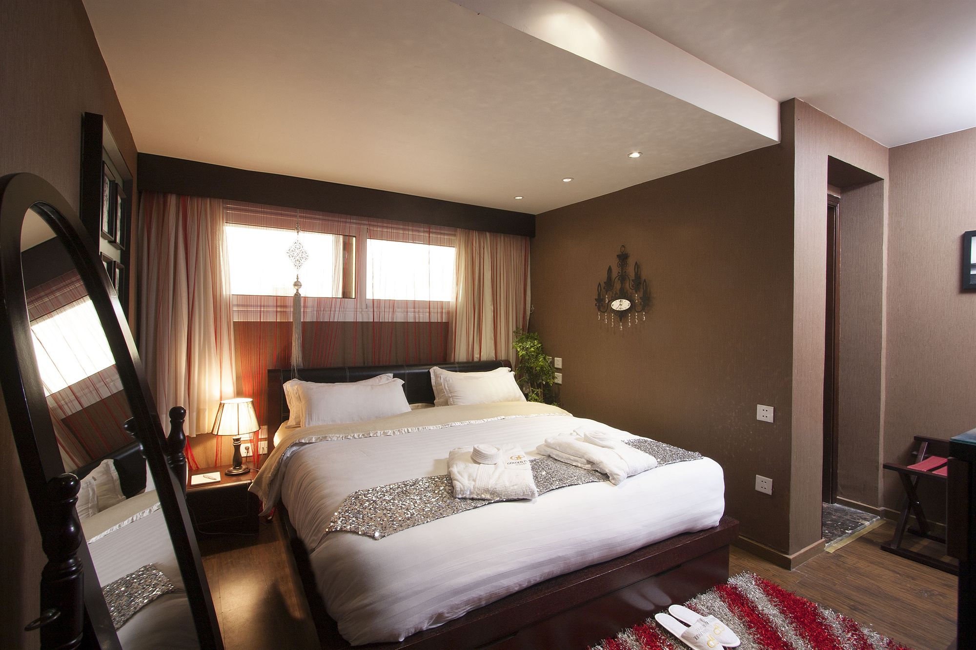 Фото Golden Park Hotel