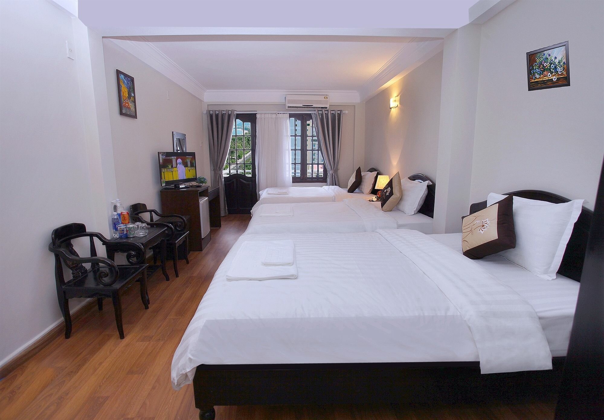 Фото Pho Bien Hotel