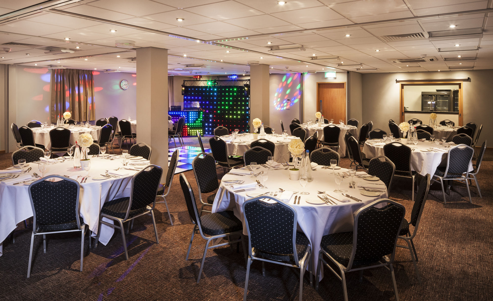 Фото Park Inn by Radisson Peterborough