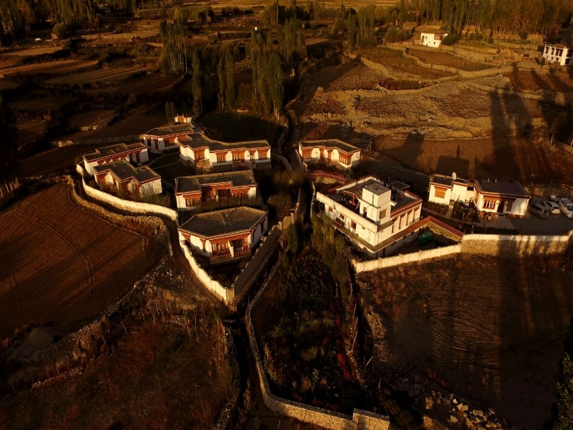 Фото Saboo Resorts