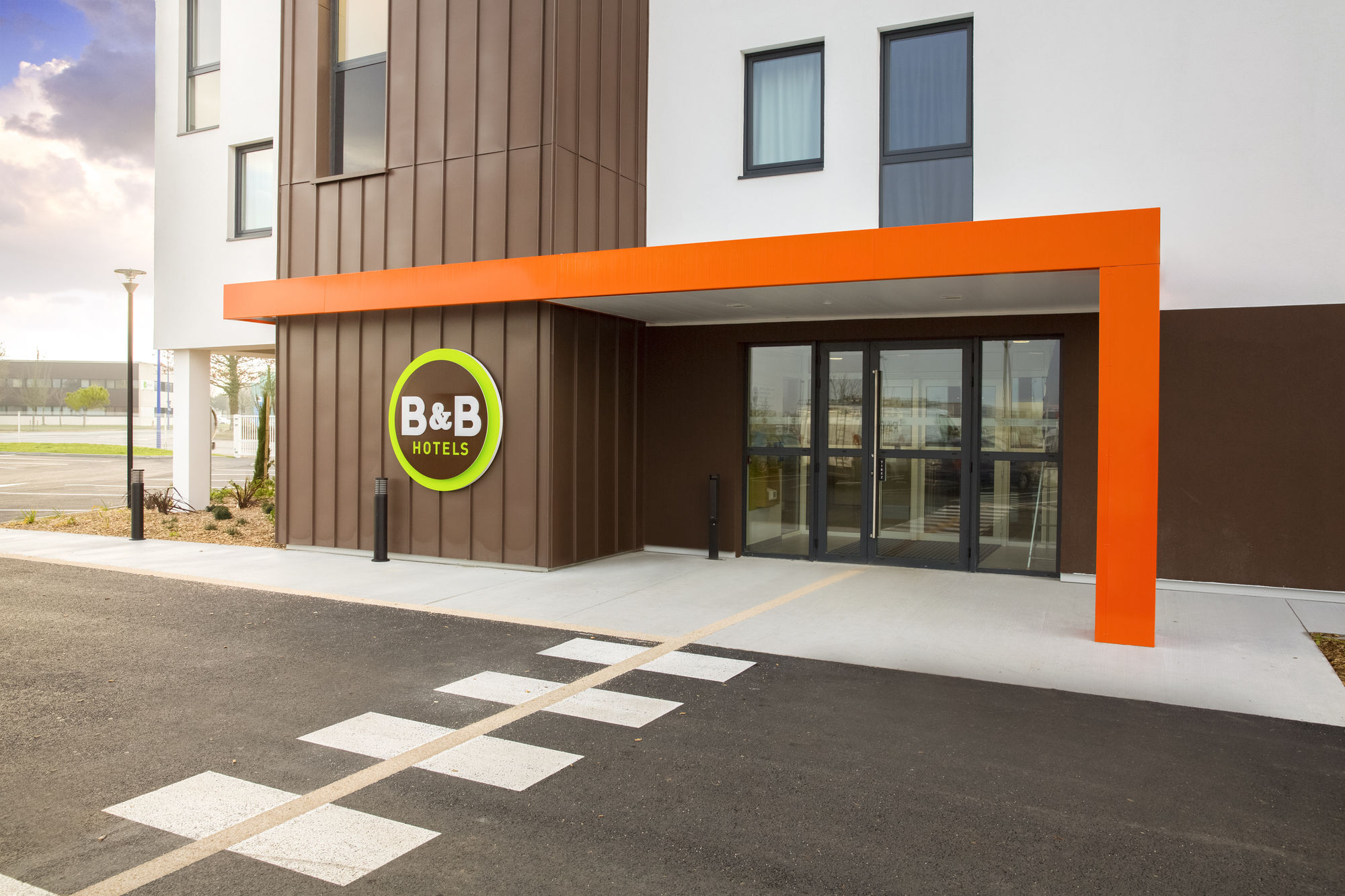 Фото B&B Hotel La Roche-sur-Yon