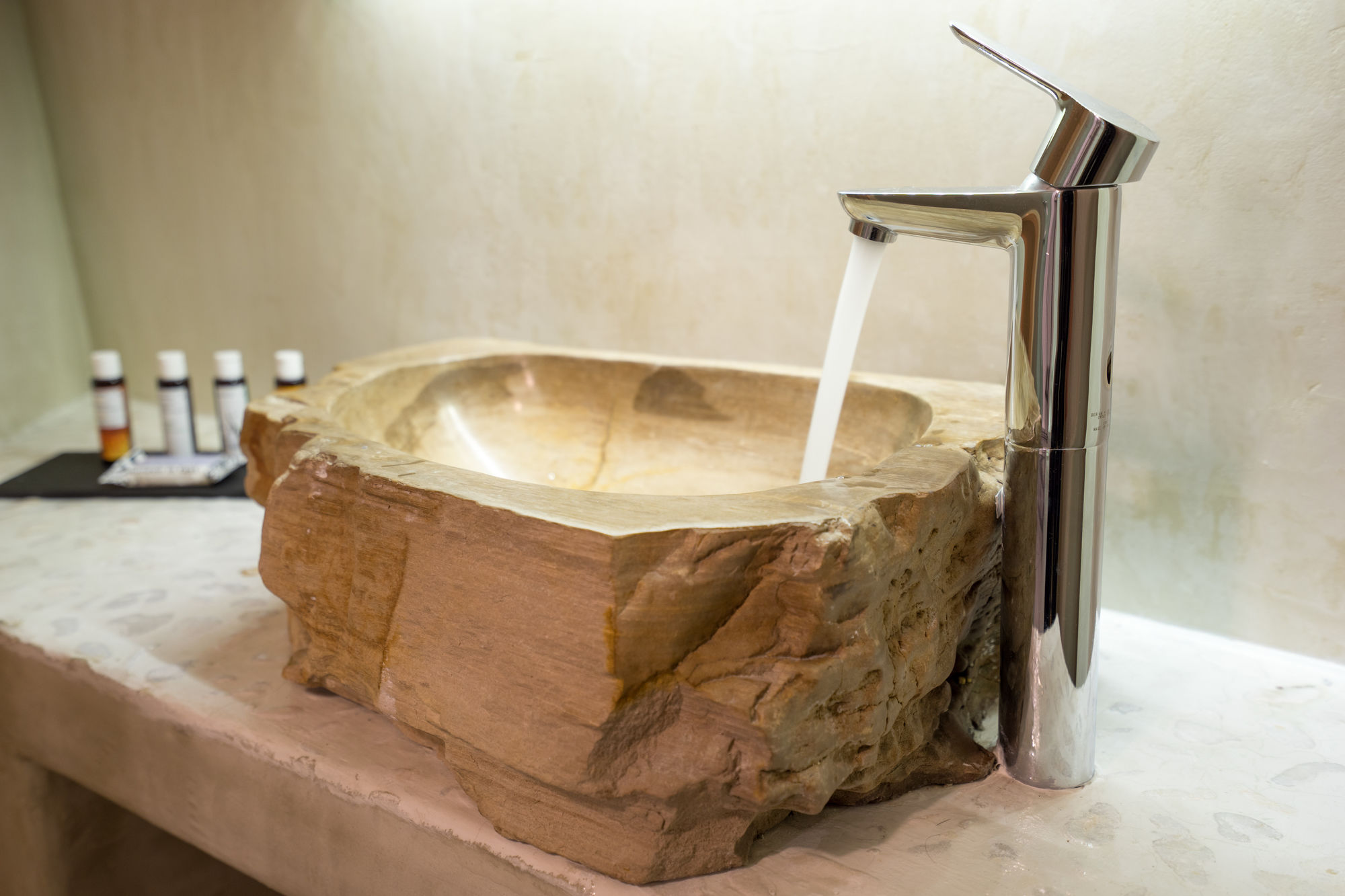 Фото Canvas Suites