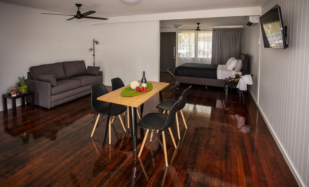 Hotel Dandaloo Gardens, Queensland, photo