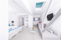 Фото Blue Waves Hotel