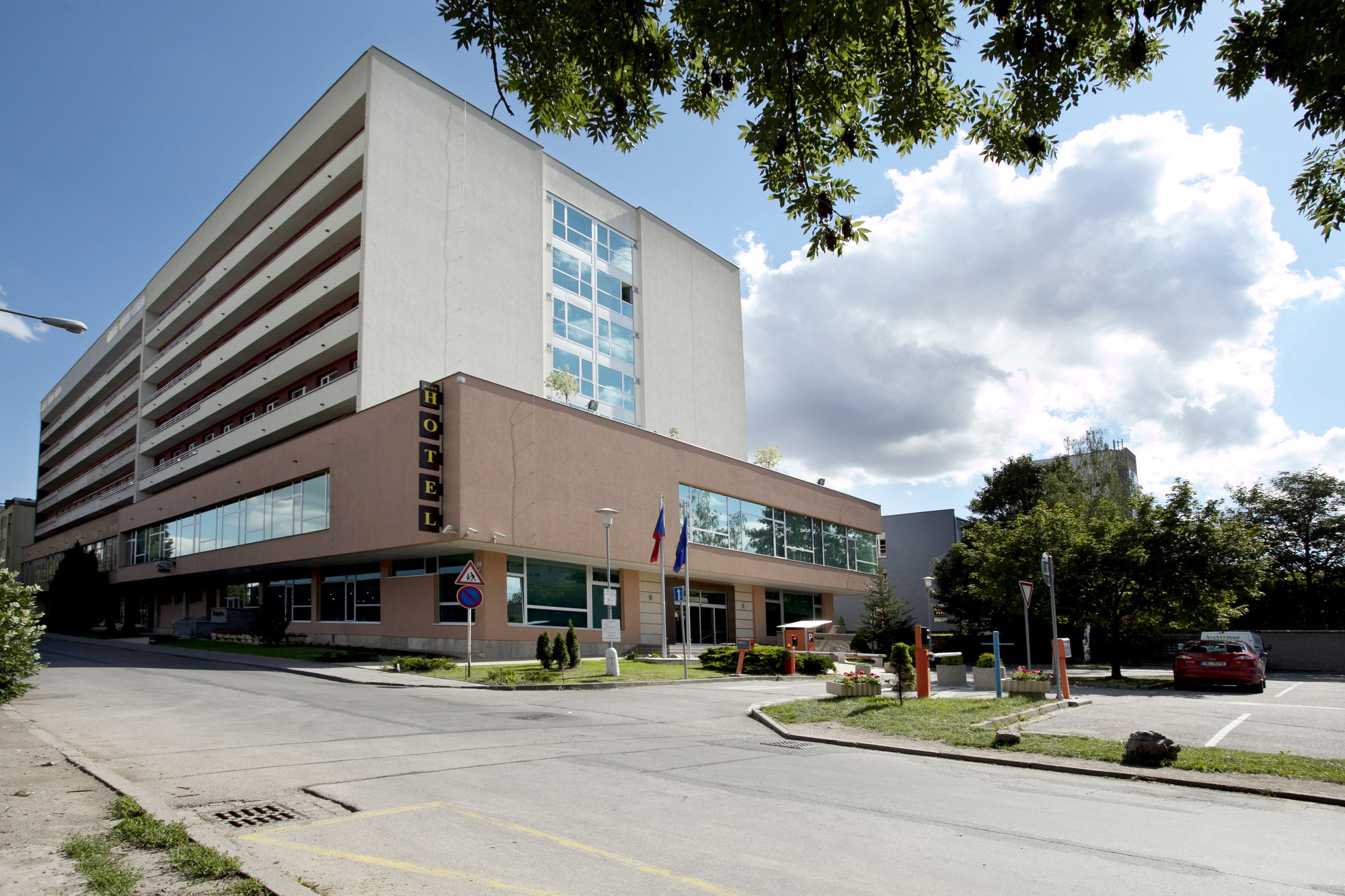 Фото Avanti Hotel Brno