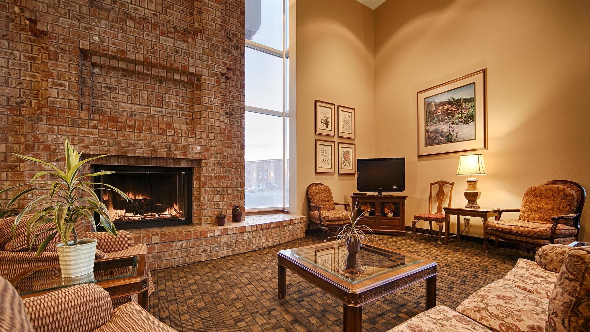 Фото Best Western Plus Gold Country Inn