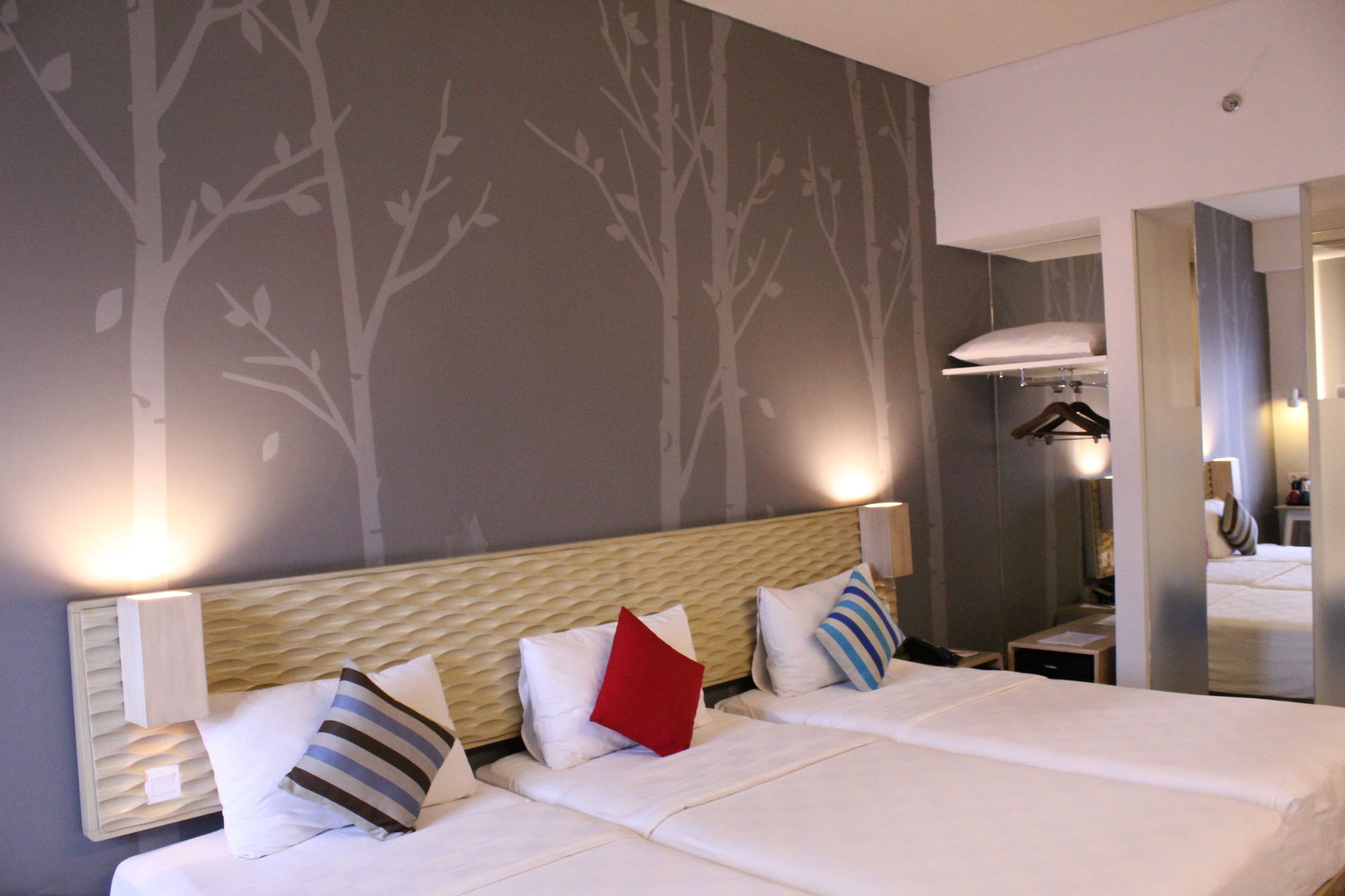 Фото The 1o1 Bandung Dago