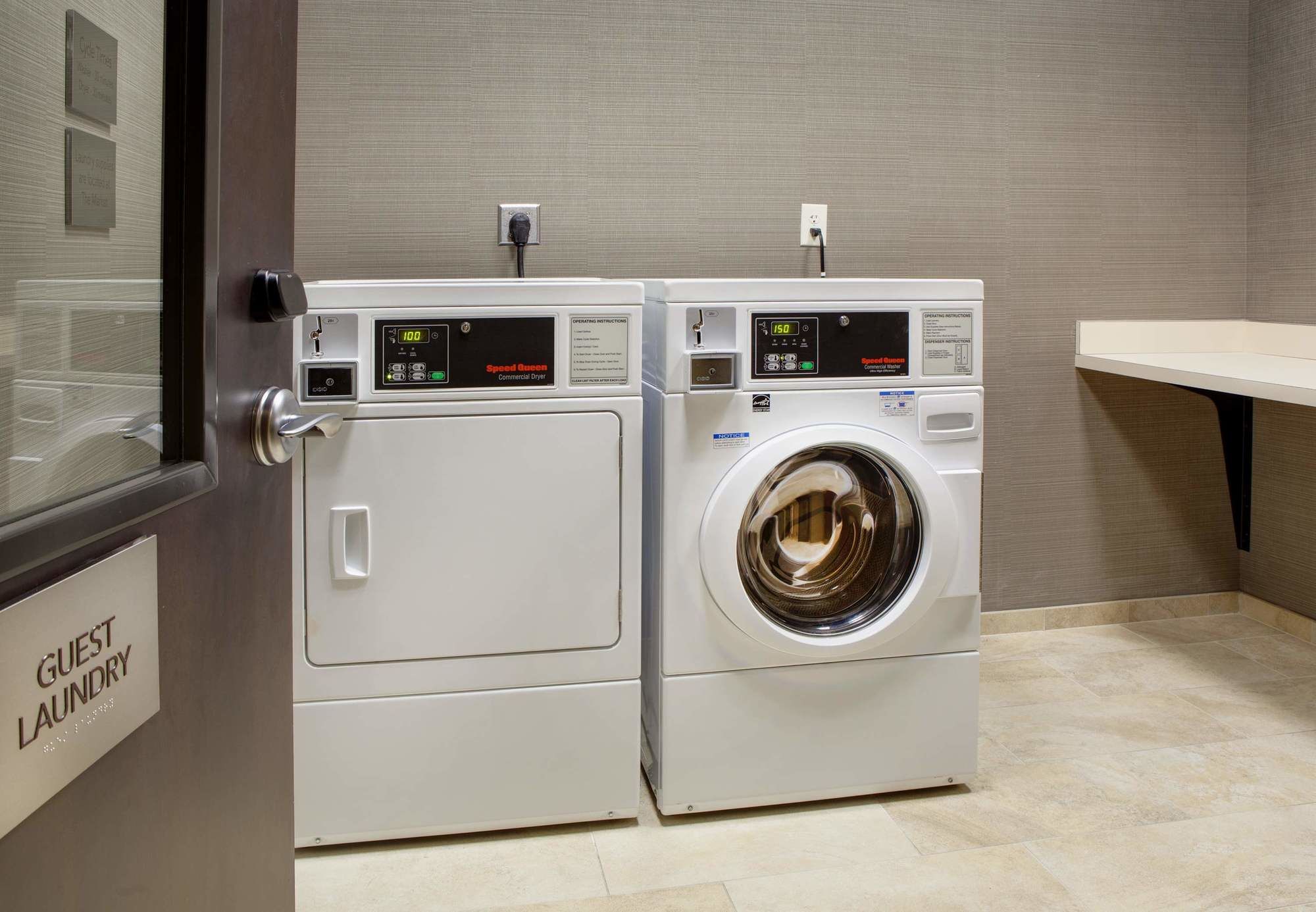 Фото Courtyard Indianapolis Noblesville