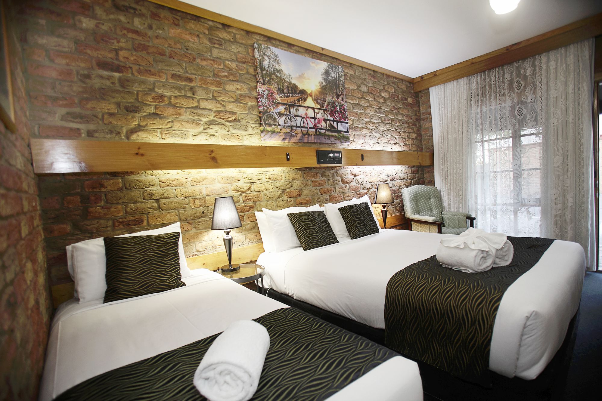 Фото отеля 3