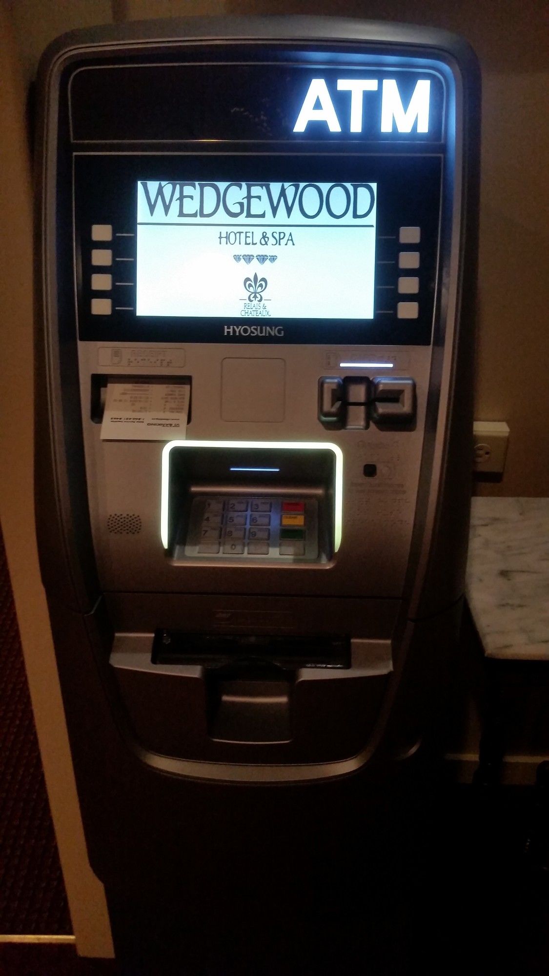 Фото Wedgewood Hotel And SPA