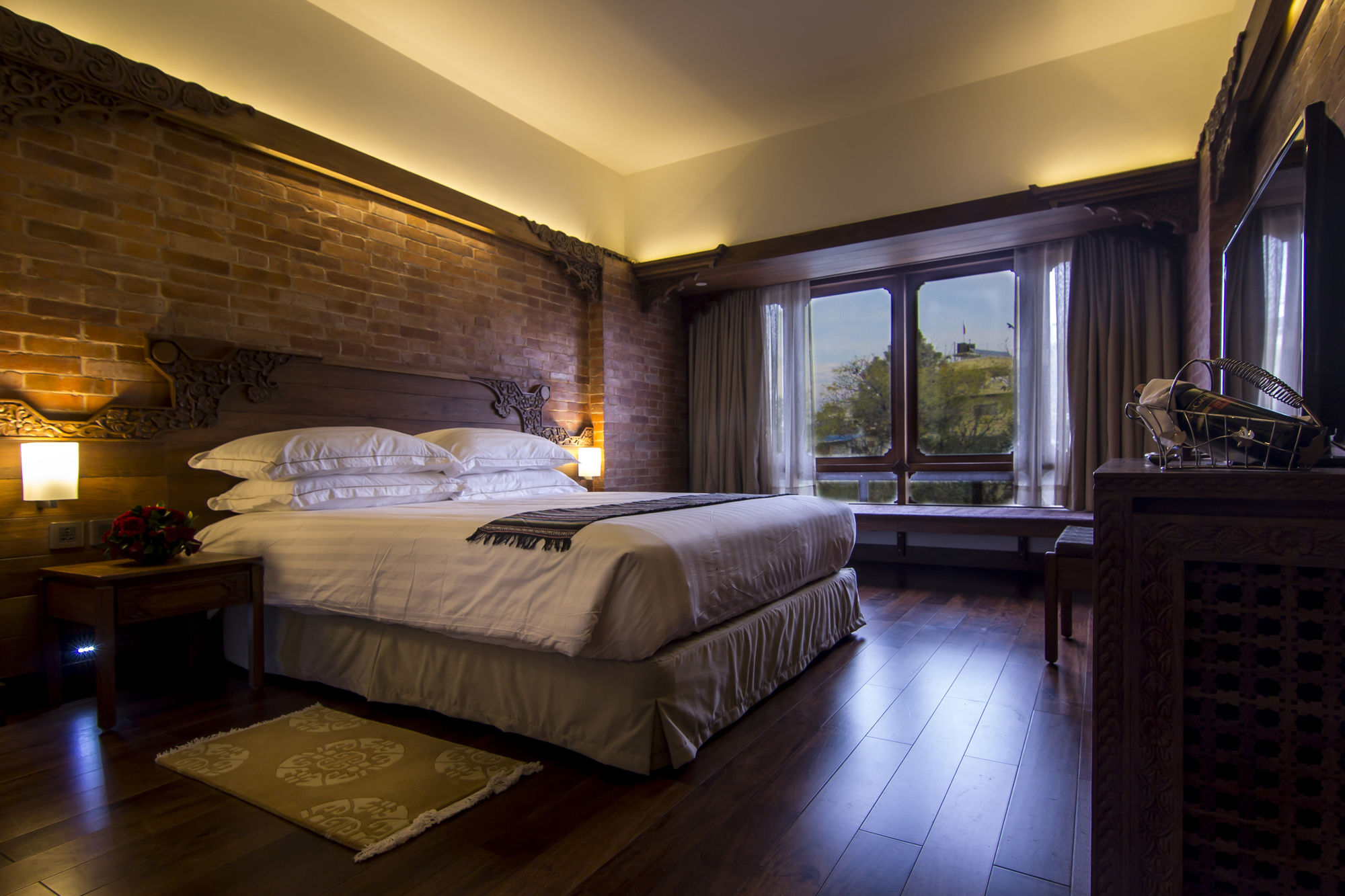 Фото Hotel Yak & Yeti