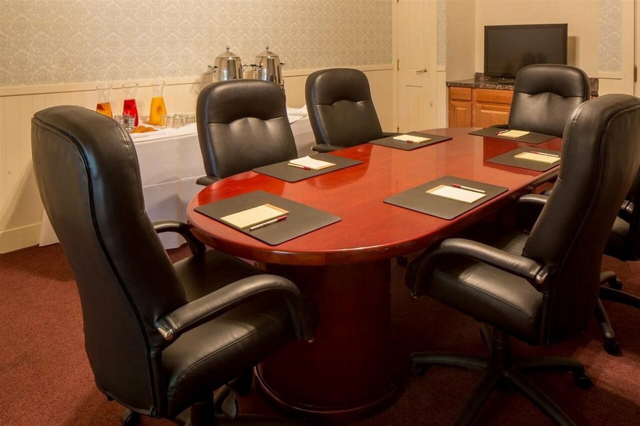 Фото The Horton Grand Hotel